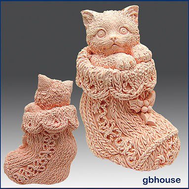 3D форма силиконовая "Котенок в вязаном носочке"