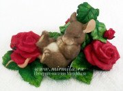 3D  форма силиконовая "Спящий мышонок в розах" (предварительный заказ)