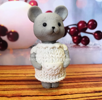 3D Форма силиконовая "Мышка в вязаном платье" 